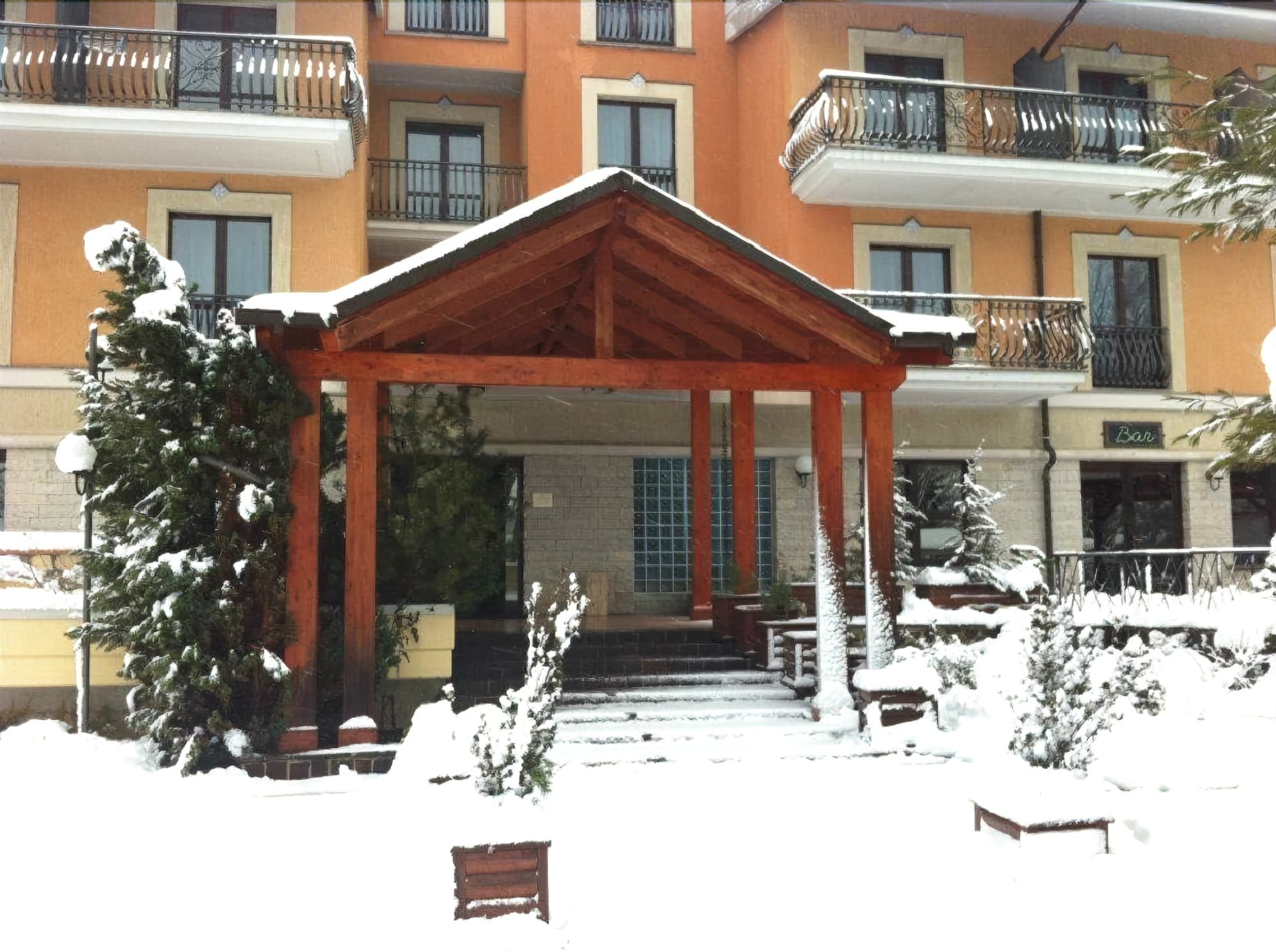 Alba Sporting Hotel Rocca di Mezzo Luaran gambar